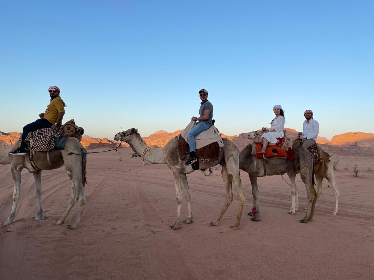 Zawaideh Desert Camp 호텔 와디럼 외부 사진