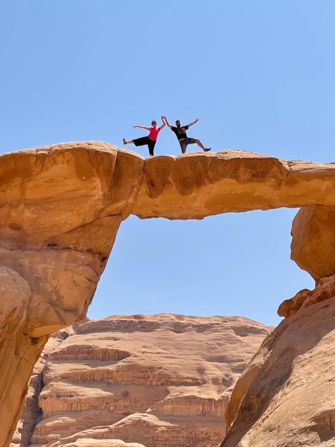 Zawaideh Desert Camp 호텔 와디럼 외부 사진