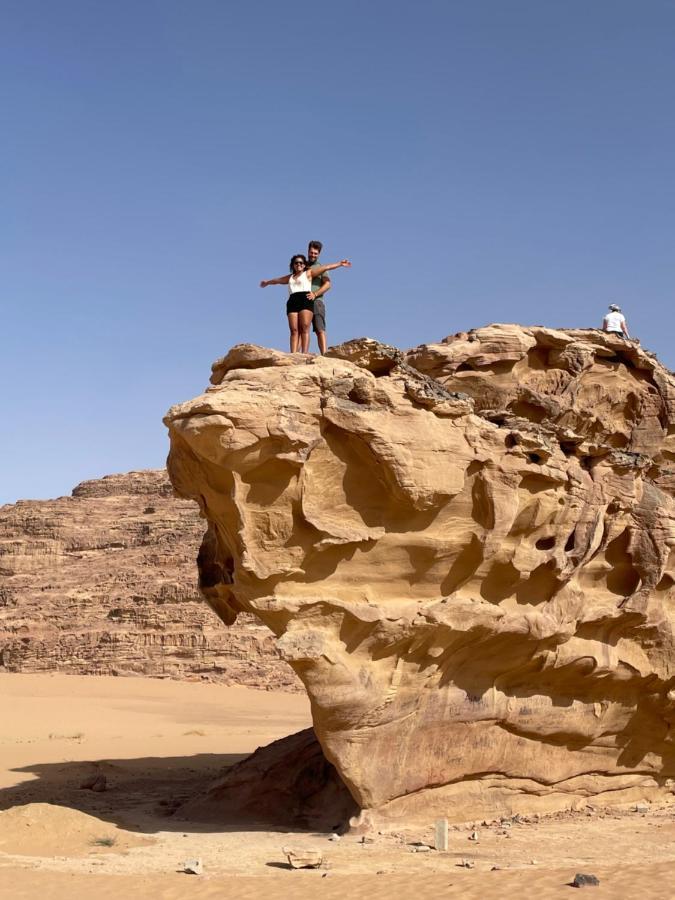 Zawaideh Desert Camp 호텔 와디럼 외부 사진